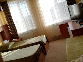 Отель Отель Салем Актау Стандартный двухместный номер с 1 кроватью или 2 отдельными кроватями-11